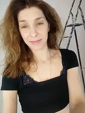 YourSuperModel online show from February 5, 9:56 am