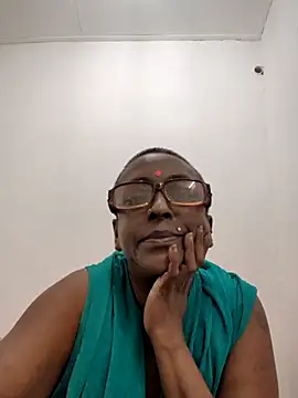 mamakarma1403 online show from June 27, 12:55 pm