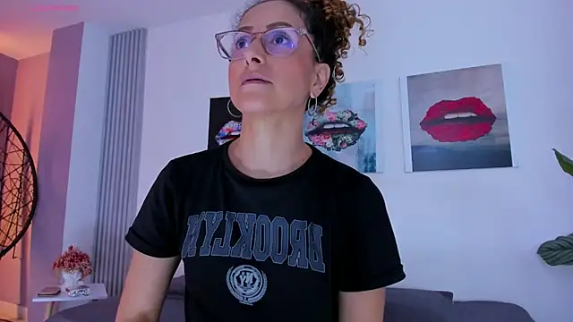 Angela donnato online show from September 9, 3:39 am