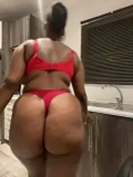 Candy Love 18 online show from April 7, 9:17 pm