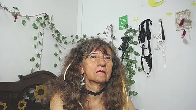 DominaLeona online show from March 30, 9:58 pm