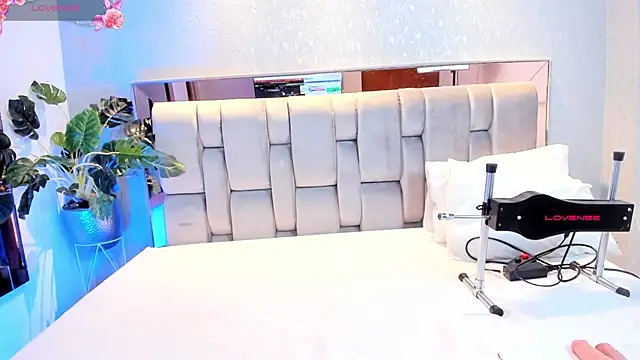 RoseTaylor   online show from September 30, 5:02 am