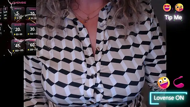 JenniLowen online show from April 30, 5:45 am