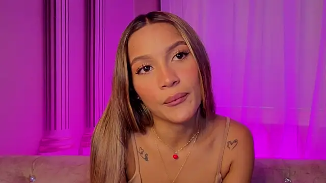 Carohorny4u online show from June 4, 9:52 pm