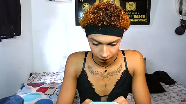 alexxa Rooa online show from April 6, 6:20 pm