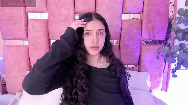 paulette dupont online show from October 3, 3:44 am