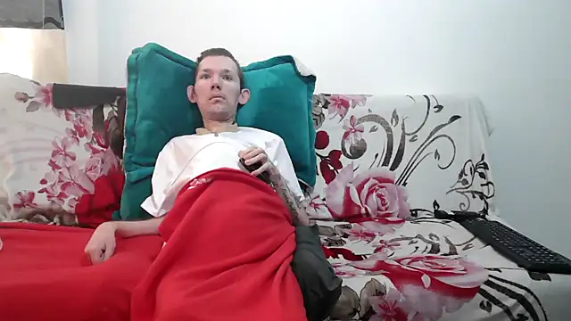 Sophia and Thomas online show from April 17, 3:14 pm