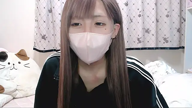  hiyor  online show from October 9, 7:40 pm