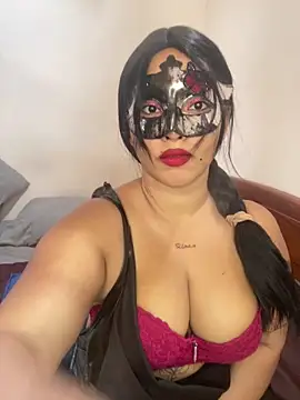 thushani24 online show from February 3, 7:35 am