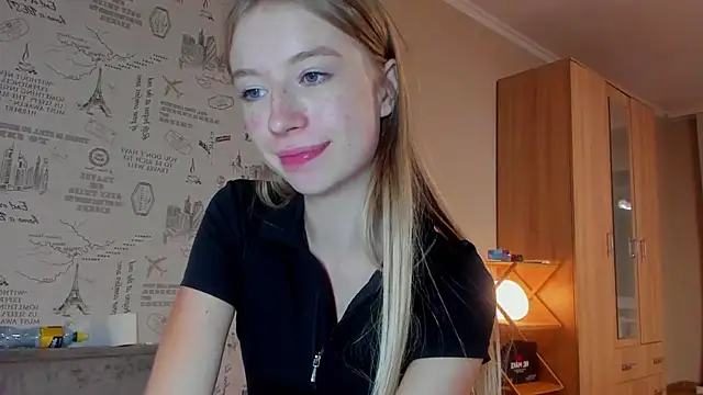 minidivaa  online show from September 12, 8:49 pm