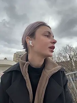 SandraCarter online show from February 20, 8:05 am