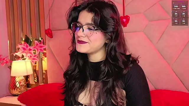 ValerieKay  online show from February 18, 1:32 pm