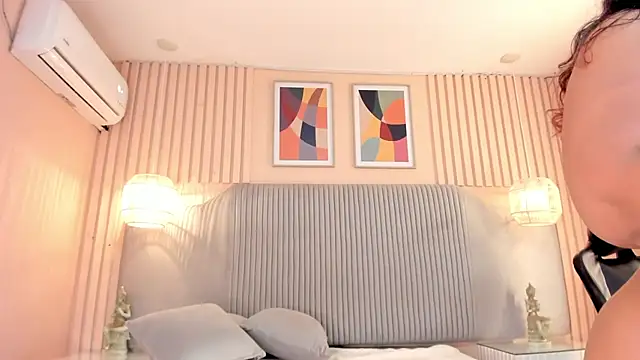 samyriverss online show from November 26, 11:22 am