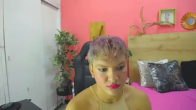 aslyhernandez 7 online show from March 31, 10:37 am