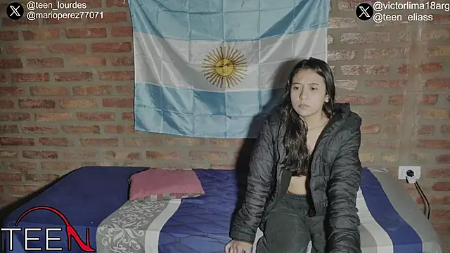 teendotados online show from July 4, 7:43 pm