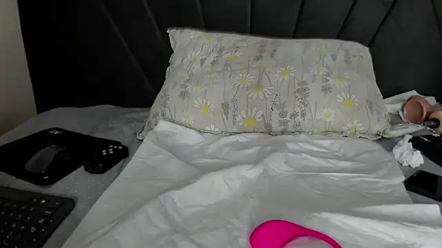 wowsquirtx online show from December 2, 4:03 am