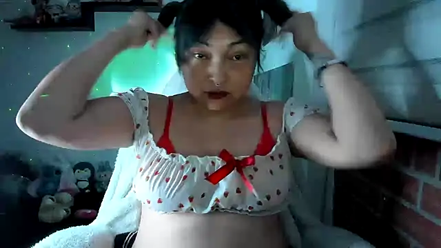 Shaddycute  online show from June 10, 11:58 pm