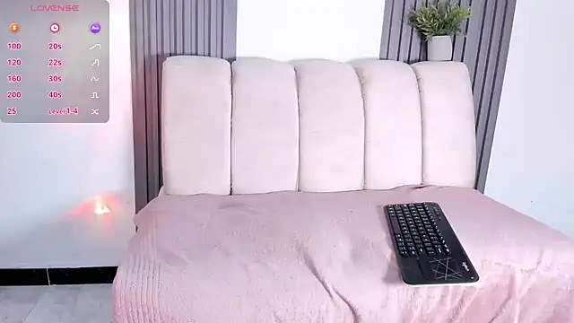 Kayla stern  online show from March 5, 6:48 pm