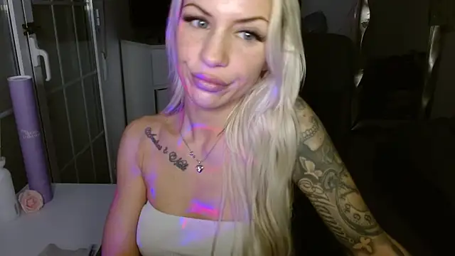 JuicyJanexo online show from February 14, 7:54 am