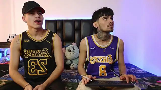 Brutal Sex Fucking online show from February 24, 9:46 pm