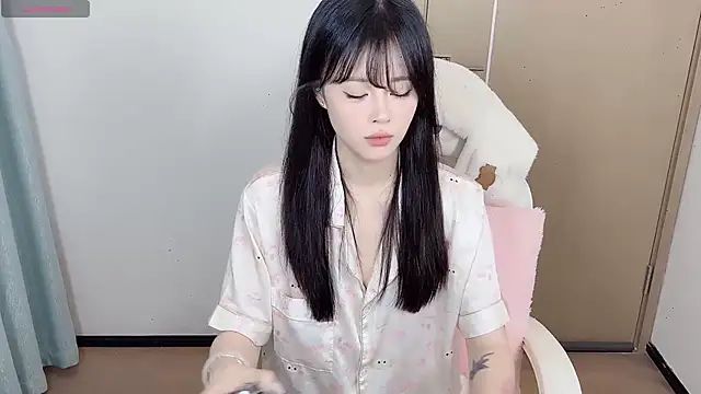 Mini-X online show from September 18, 11:31 am