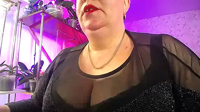  Sweet Woman online show from March 4, 10:55 am