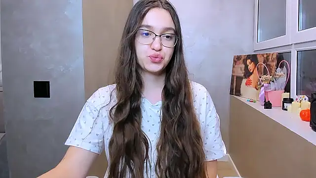 fancy bunny online show from February 7, 8:35 pm