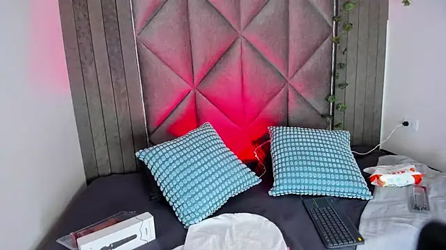 BriaConner  online show from February 16, 1:49 am