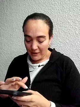 skayhot  online show from September 29, 1:05 pm