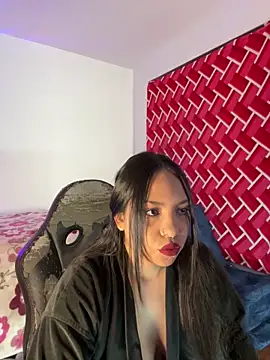 emiily15   online show from September 20, 7:34 pm