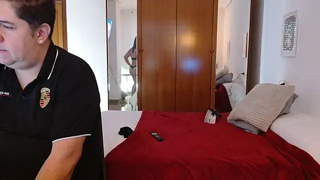 THIAGOEVA online show from October 7, 7:46 am