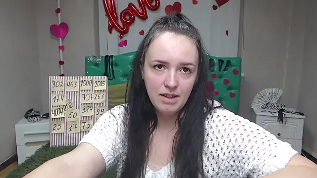 IsabelBlackberry online show from October 6, 6:30 am