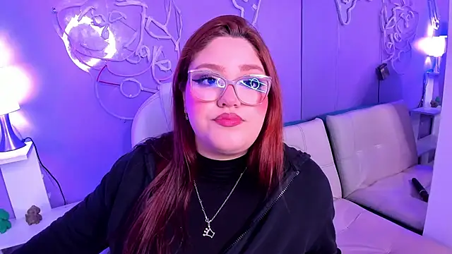 Camiila Osorio online show from January 9, 7:40 pm