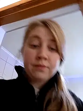 AnastasiaSky19 online show from December 17, 6:50 am