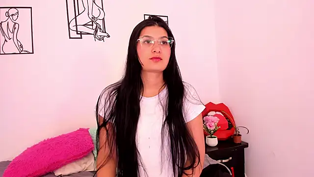 cloehonney online show from February 17, 7:02 pm