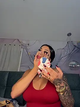 kiim taaylor online show from February 11, 11:33 am