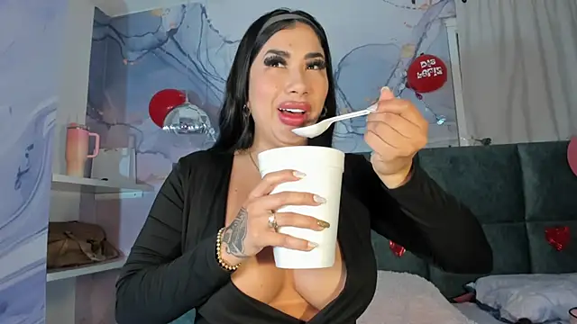 kiim taaylor online show from February 16, 1:55 pm