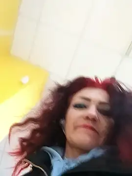 SweetLeila40 online show from April 28, 4:55 pm