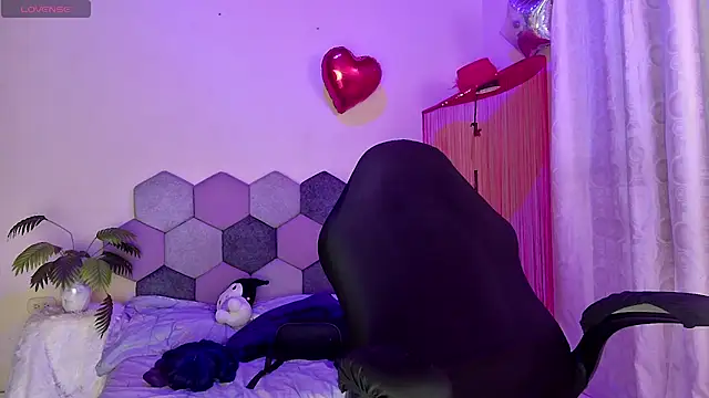 Horny tgn online show from March 27, 1:23 pm