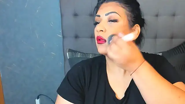 AmyCubes online show from September 19, 3:49 am