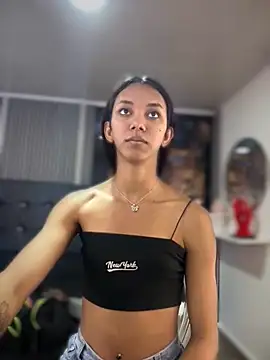 Nikol Rang   online show from September 26, 6:49 pm