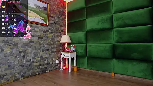 SelenSummer online show from February 5, 8:01 pm