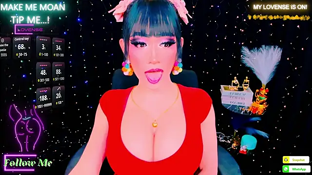 TwittyGIRL giFTED exotic online show from January 18, 9:49 am