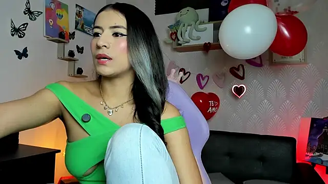 Alaia Love77 online show from February 17, 9:36 pm