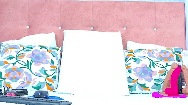 AlliciaKim online show from November 18, 7:26 pm