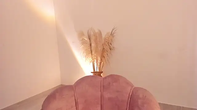 amelie murphy  online show from March 4, 3:40 pm