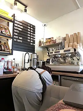 cinnabon  online show from June 9, 10:58 am