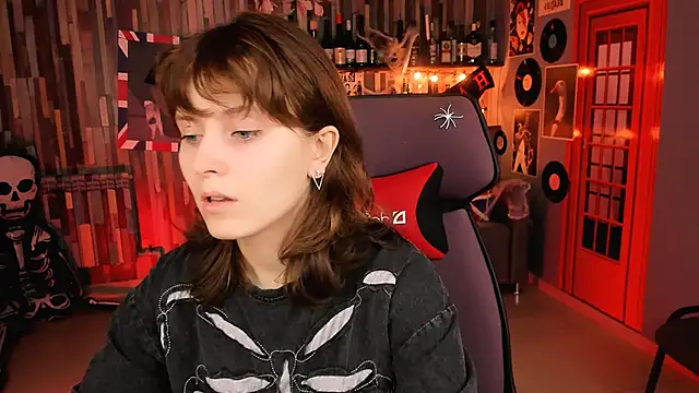 LolaAsmus online show from October 24, 5:47 am