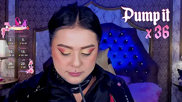 SoffiQueen online show from February 12, 2:19 pm