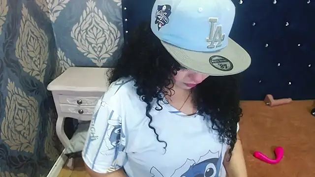 Sofiacowperx online show from October 14, 2:30 pm